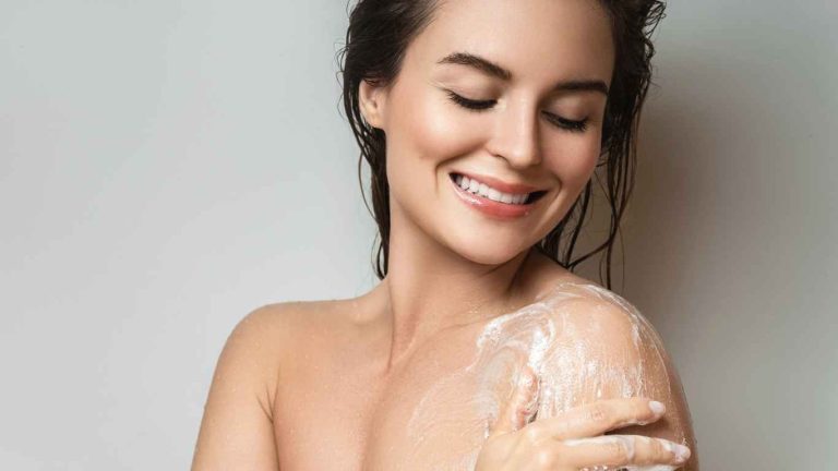 Herb-Infused Luxury Shower Gel for Ladies – The Perfect Body Wash for Dry Skin Luxury Shower Gel for Ladies